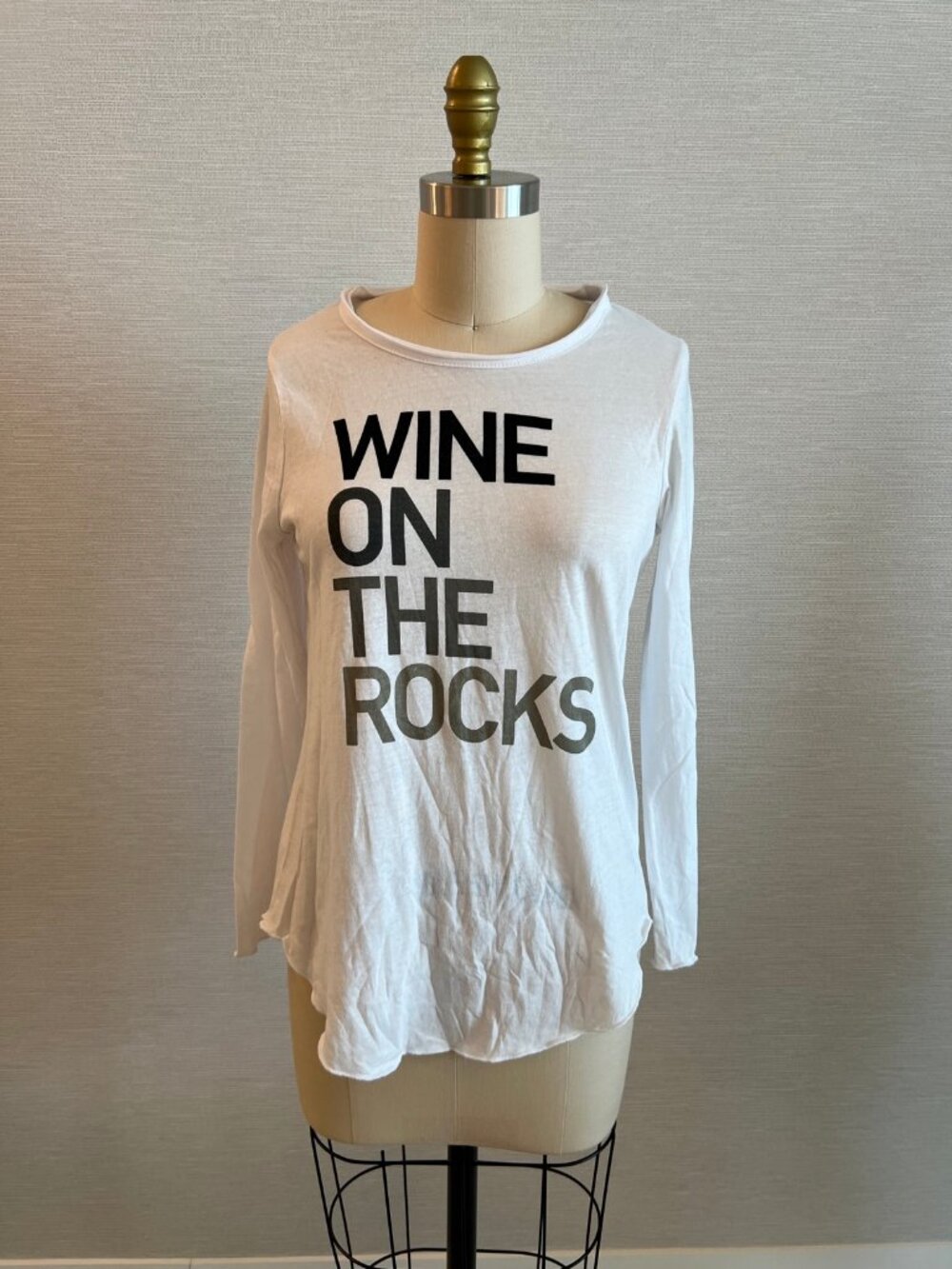 Chaser White Wine On The Rocks Graphic Long Sleeve Tee S
